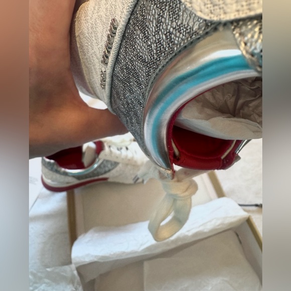 NEW! ♥️ MICHAEL KORS Sneakers!!! - Picture 12 of 14